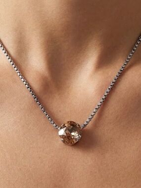 Sabika Single Stone Pendant Choker Necklace